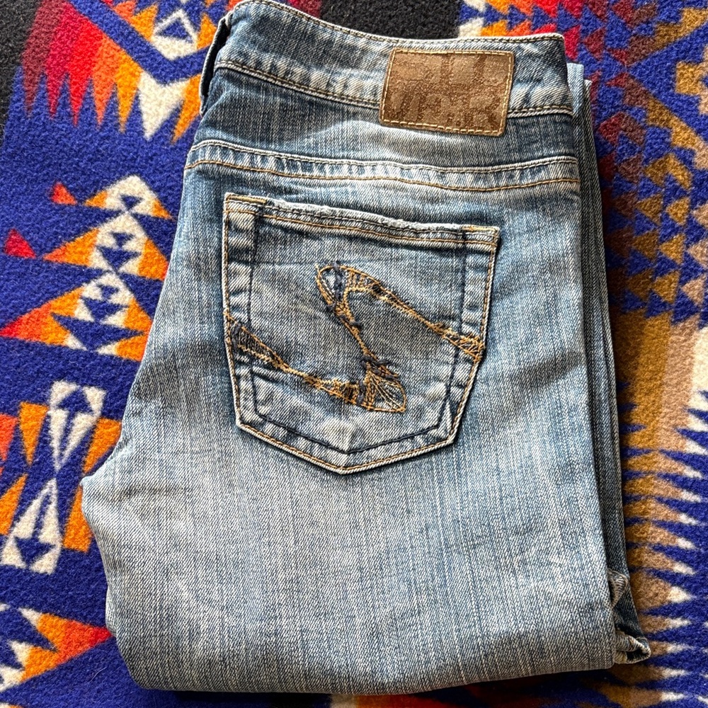 Silver Jeans Twisted Light Blue Denim Jeans 28x32